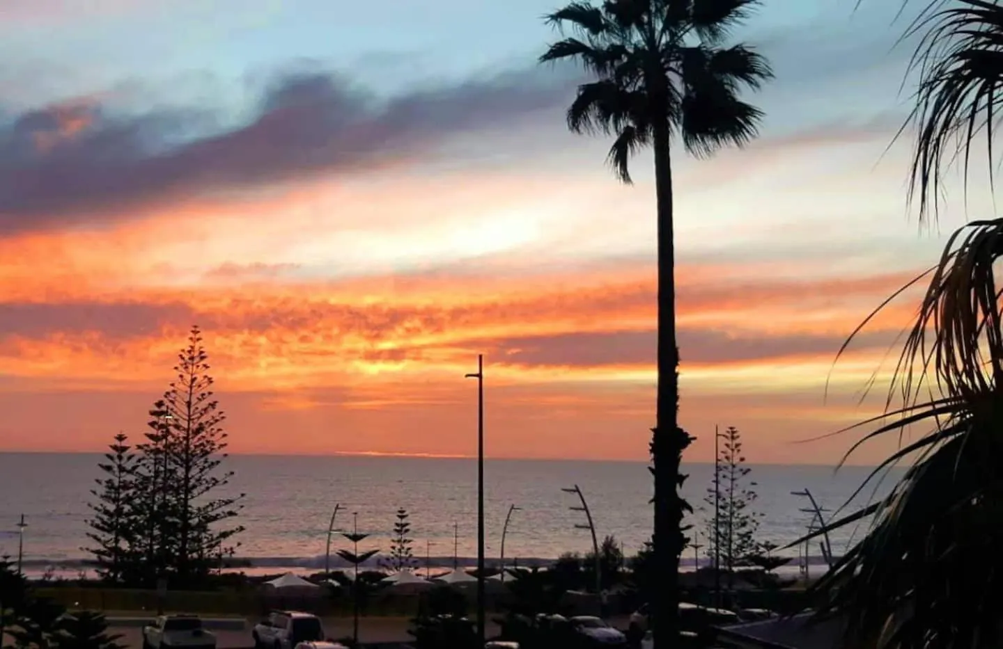 Sunset On Esplanade Apartment Perth